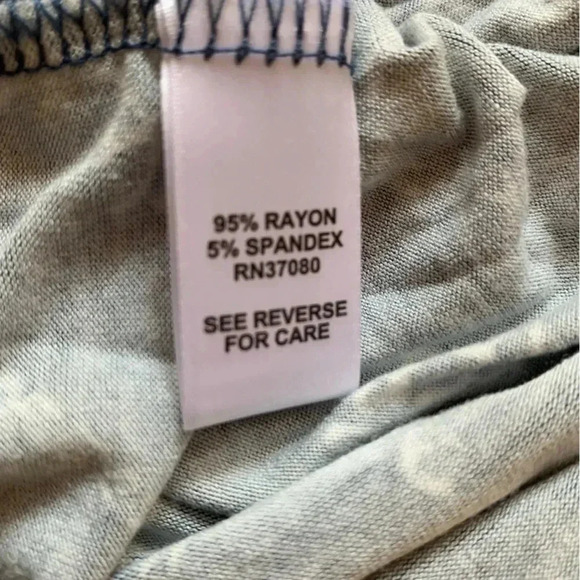 Cato Tunic Top Sleeveless Blouse Plus 26W 28W Dusty Blue Floral Tie Front - Picture 6 of 8